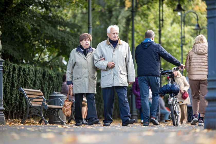 Močiučių Palanga – „Senjorų savaitėje“ šurmuliuoja tūkstančiai senjorų